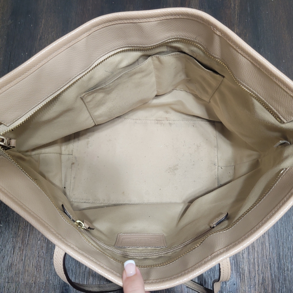 Coach‎ Tan Leather Tote Bag - Picture 8 of 14